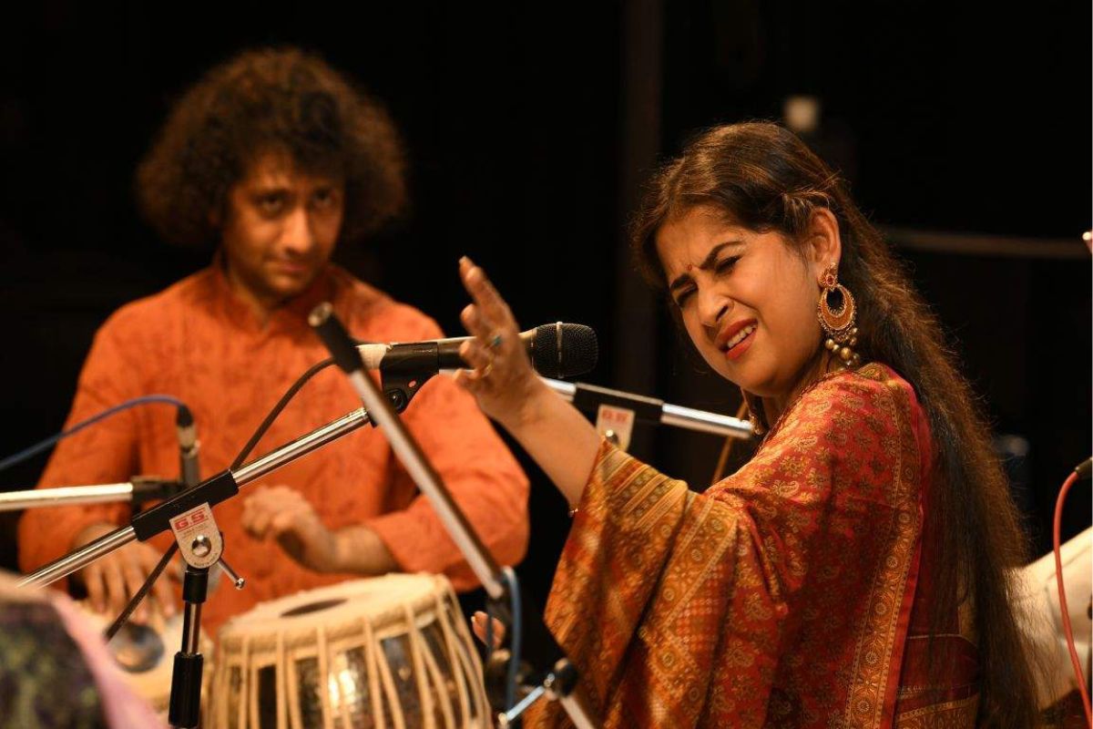 https://www.rainbowbridge.co/wp-content/uploads/2024/11/indian-classical-1.jpg